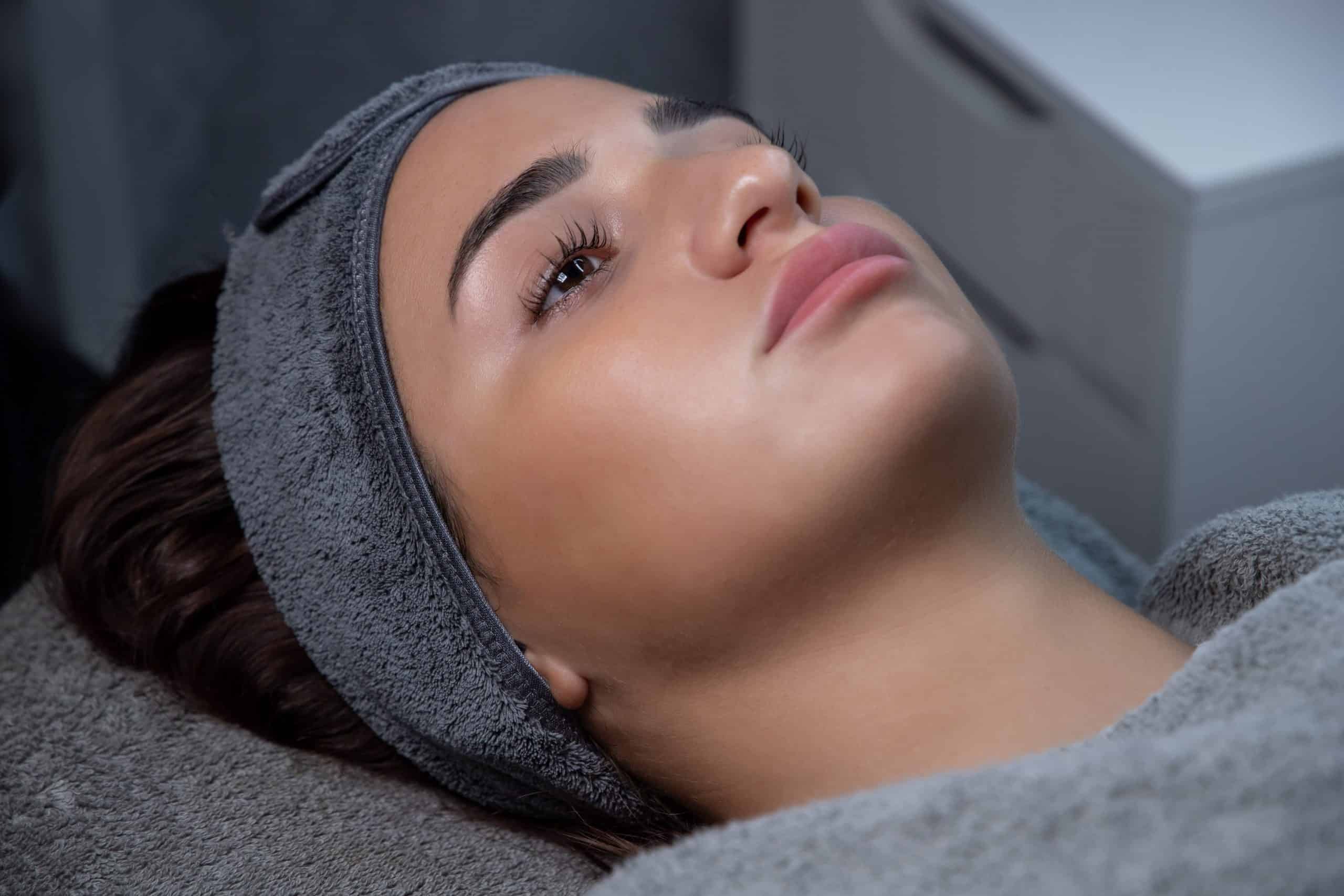 Kosmetikbehandlung Permanent Make-Up Lippen in Hofheim